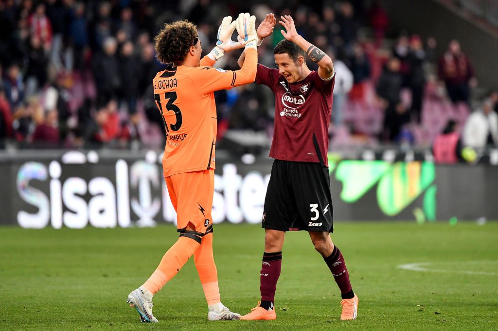 Ο θρύλος του Οτσόα μεγαλώνει: Οι απίθανες επεμβάσεις του κόντρα στην Ίντερ! (vids)