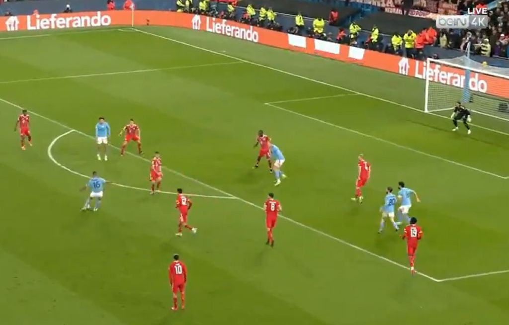 Σίτι – Μπάγερν: Γκολάρα του Ρόντρι τίναξε το τέρμα των «Βαυαρών» (vid)