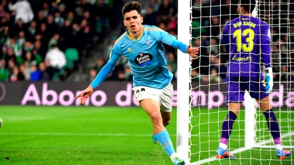 H Nάπολι… αδειάζει τον Ζιελίνσκι και «χτυπάει» τον παιχταρά της Θέλτα