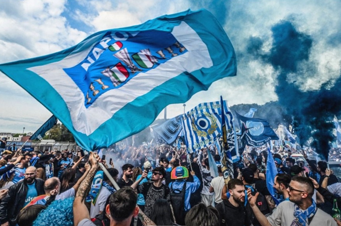 Τρέλα για τη Νάπολι – Οκτώ γιγαντοοθόνες και εισιτήριο στο «Μαραντόνα» ενόψει Ουντινέζε!