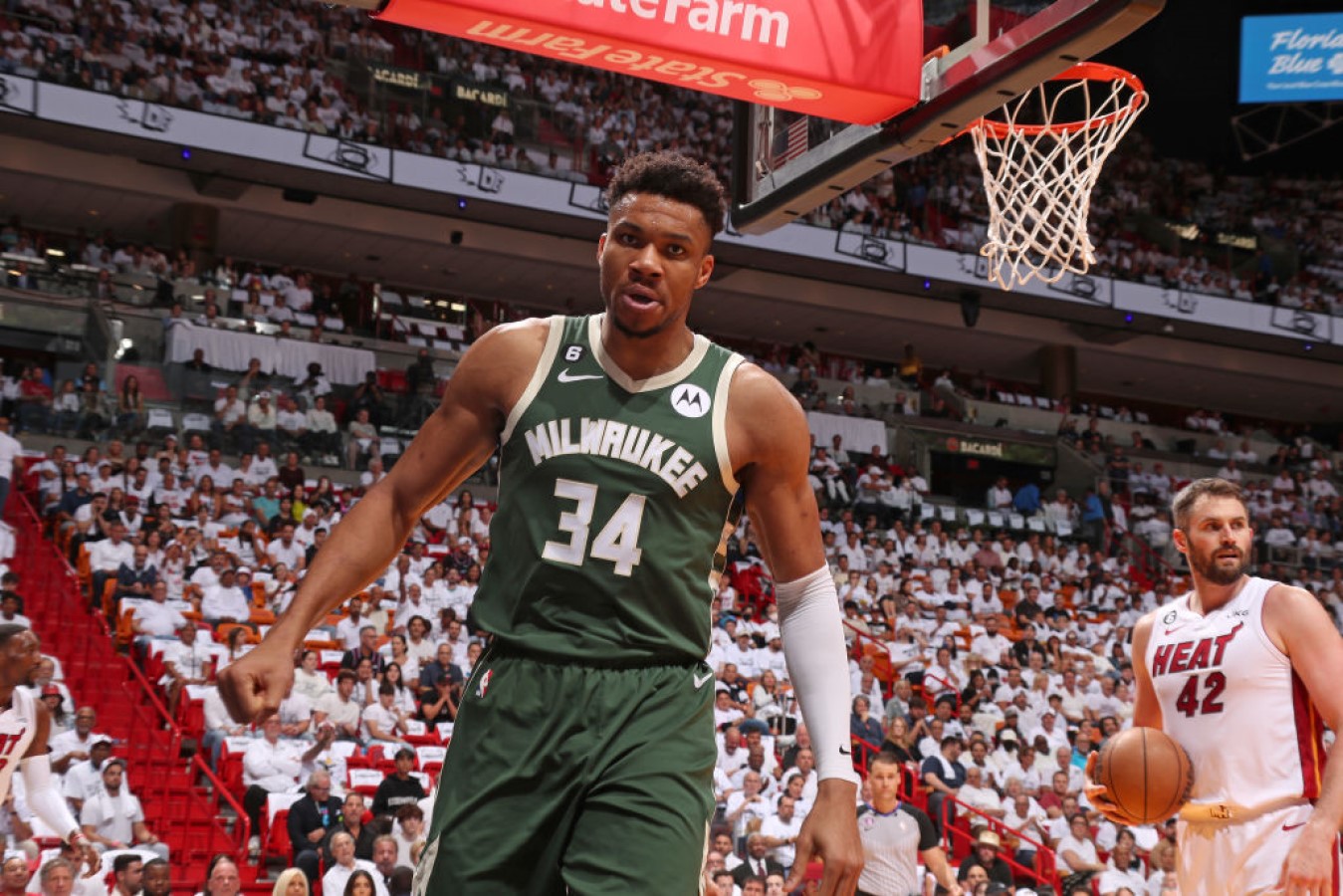 Αντσελότι: «Γιάννη, πες τα! Μαζί στου 100% και άσε να λένε για αποτυχίες»