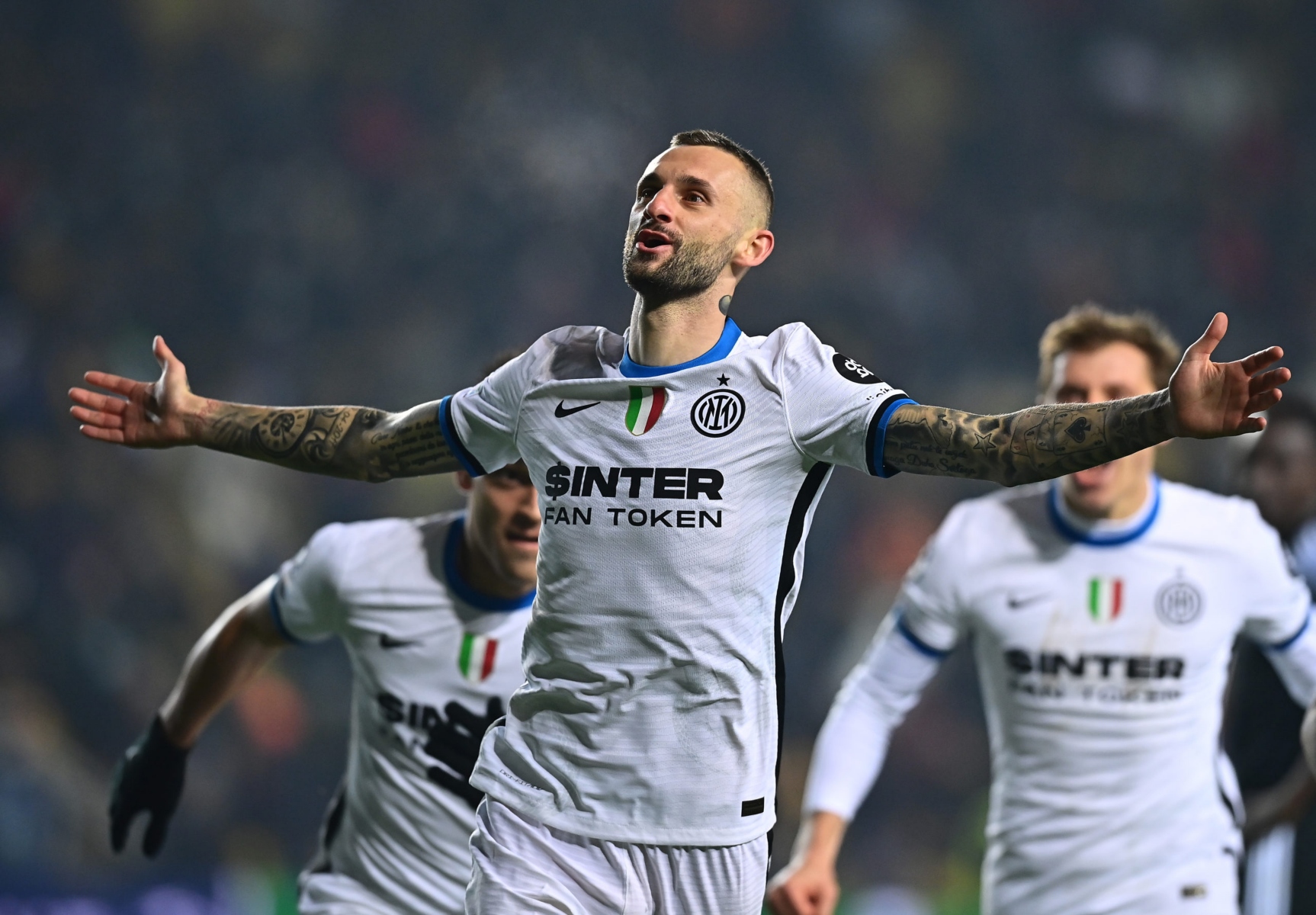 Ο Μπρόζοβιτς αποφάσισε: Τα πολλά μηδενικά του πήραν τα… μυαλά!