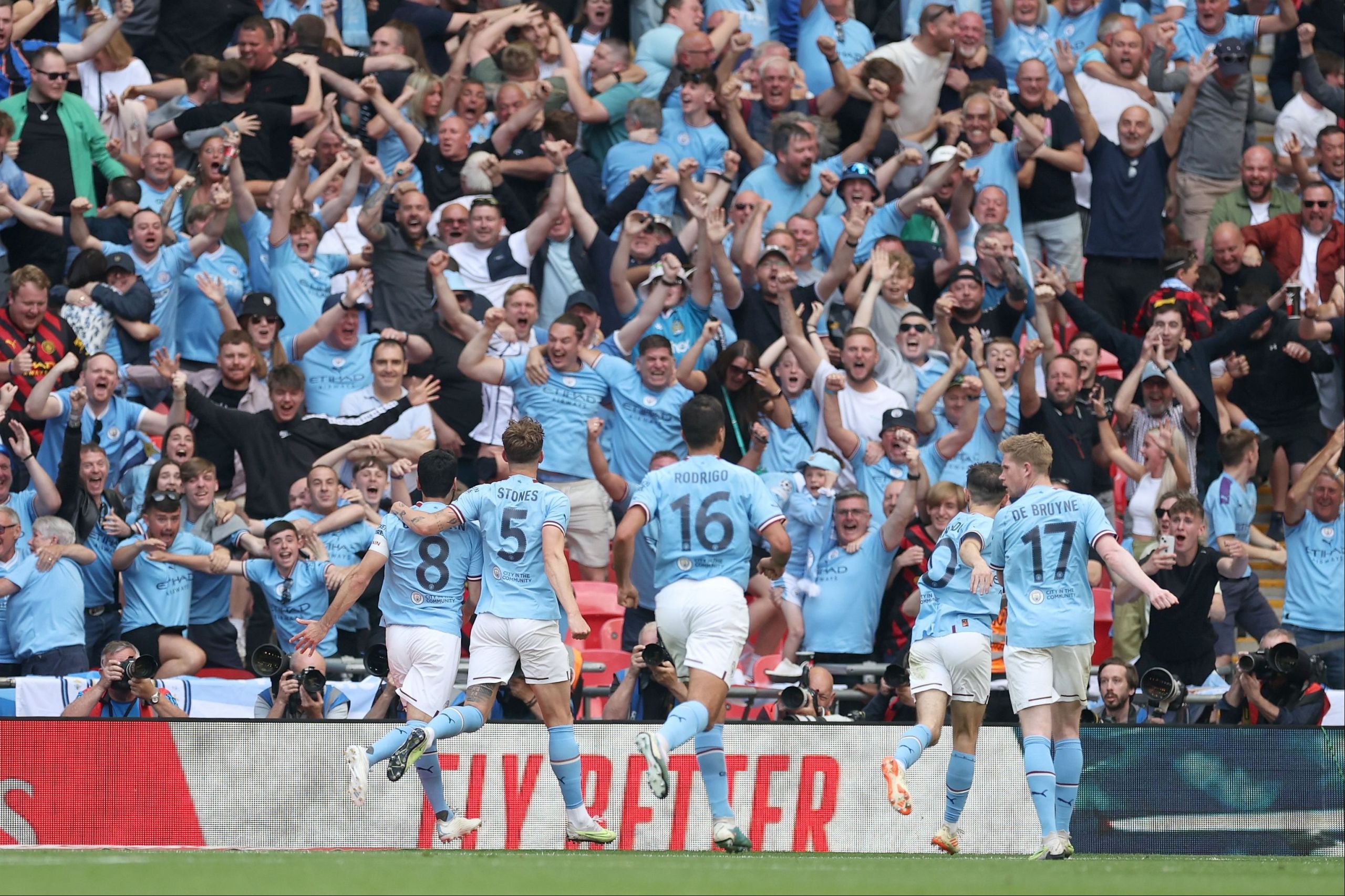 Ούτε ο… Διάβολος δεν σταματάει αυτή τη Σίτι! (vids)