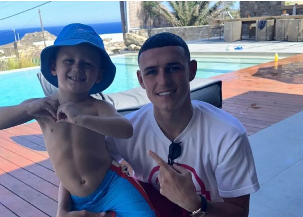 Το έριξε στον χορό ο 4χρονος γιος του Φόντεν στη Μύκονο (vid)