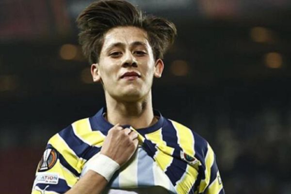 Η Άρσεναλ έχει ρίξει... παντού τα δίχτυα της!