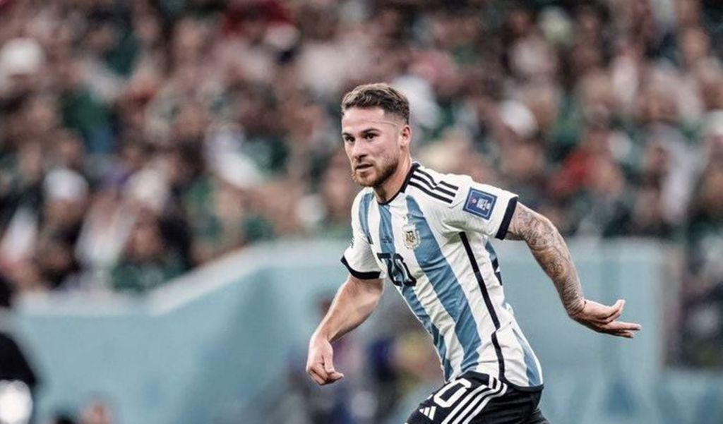 Ο ΜακΆλιστερ αποκάλυψε τι γινόταν στα αποδυτήρια της Αργεντινής πριν τον τελικό με Γαλλία!