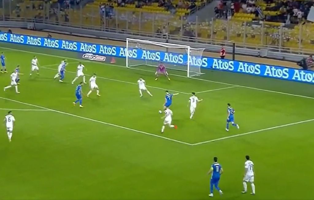 Ελλάδα – Ιρλανδία: Πλασεδάρα ο Μασούρας και 2-1 η Εθνική μας! (vid)