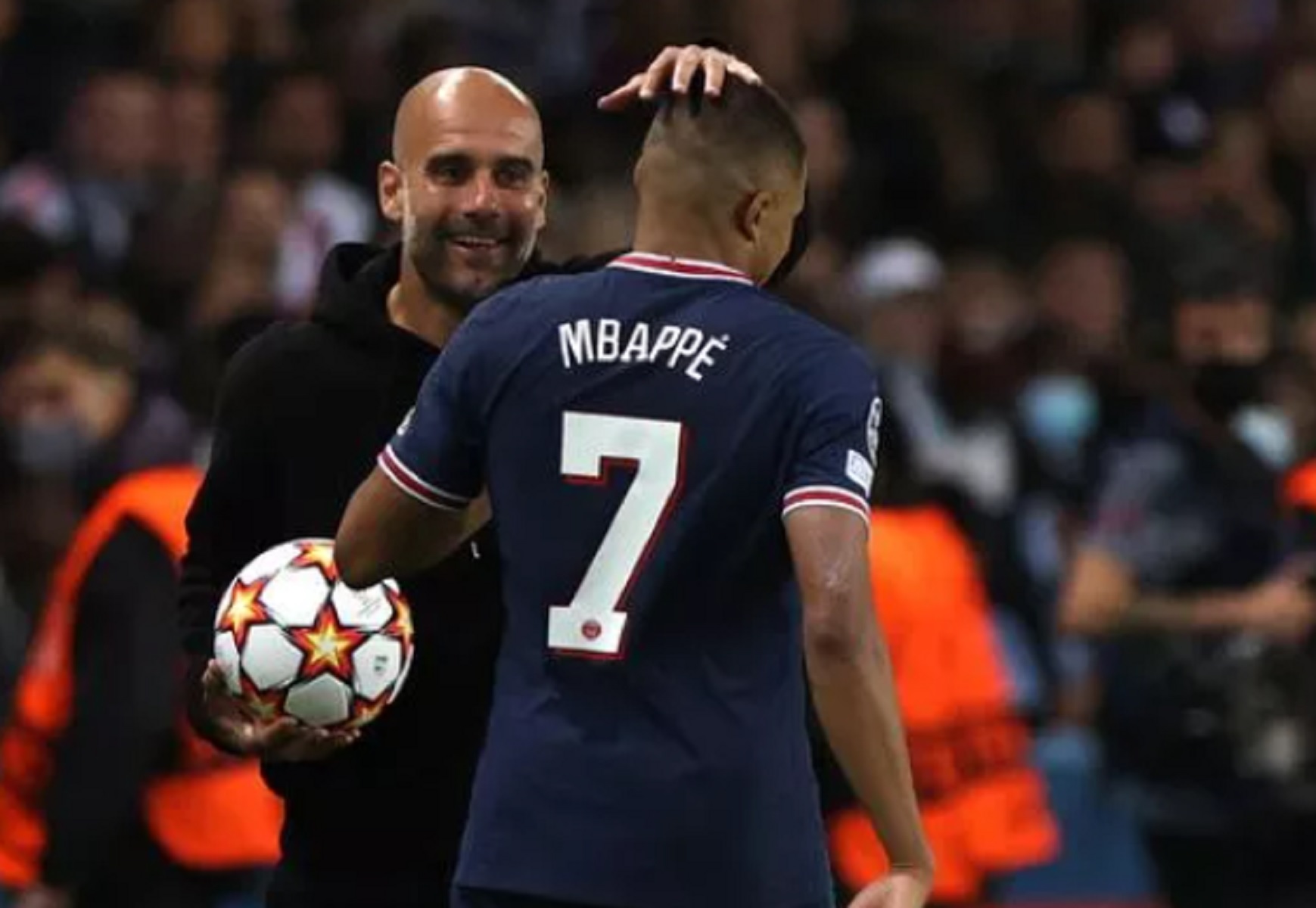 Γκουαρντιόλα: «Δεν ασχολούμαστε με τον Μπαπέ, ξέρουμε που θα πάει»