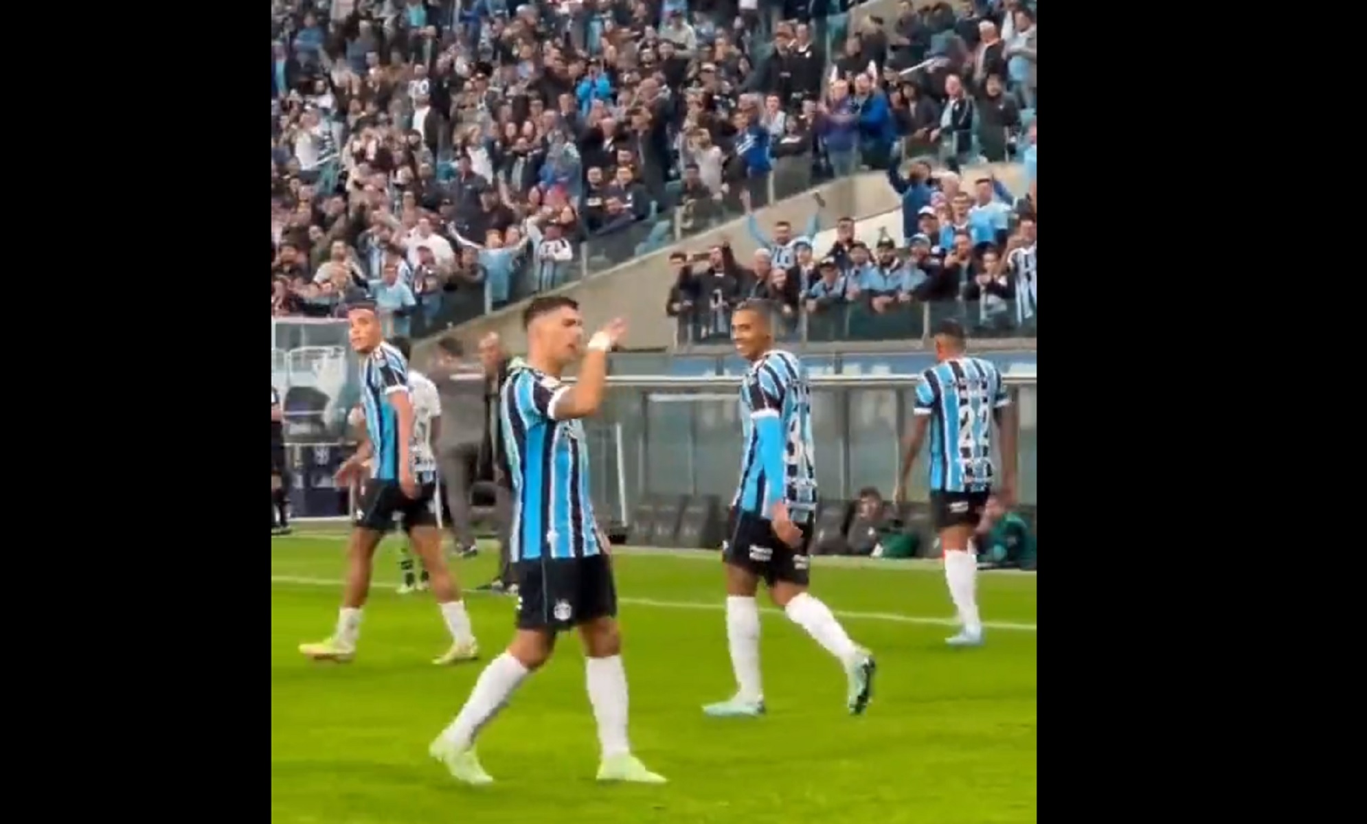 Η νέα γκολάρα του Σουάρες είναι η τέλεια απάντηση στα σενάρια πρόωρης απόσυρσης (vid)