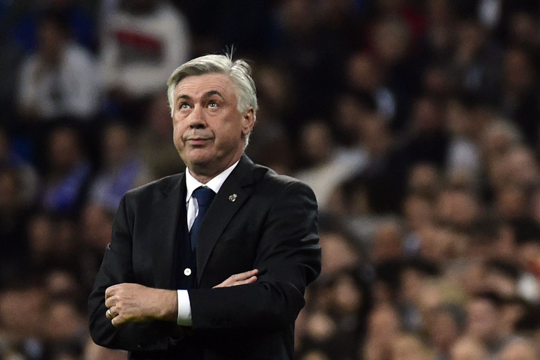 Η Ρεάλ Μαδρίτης διώχνει το… βάθος από τον πάγκο της!