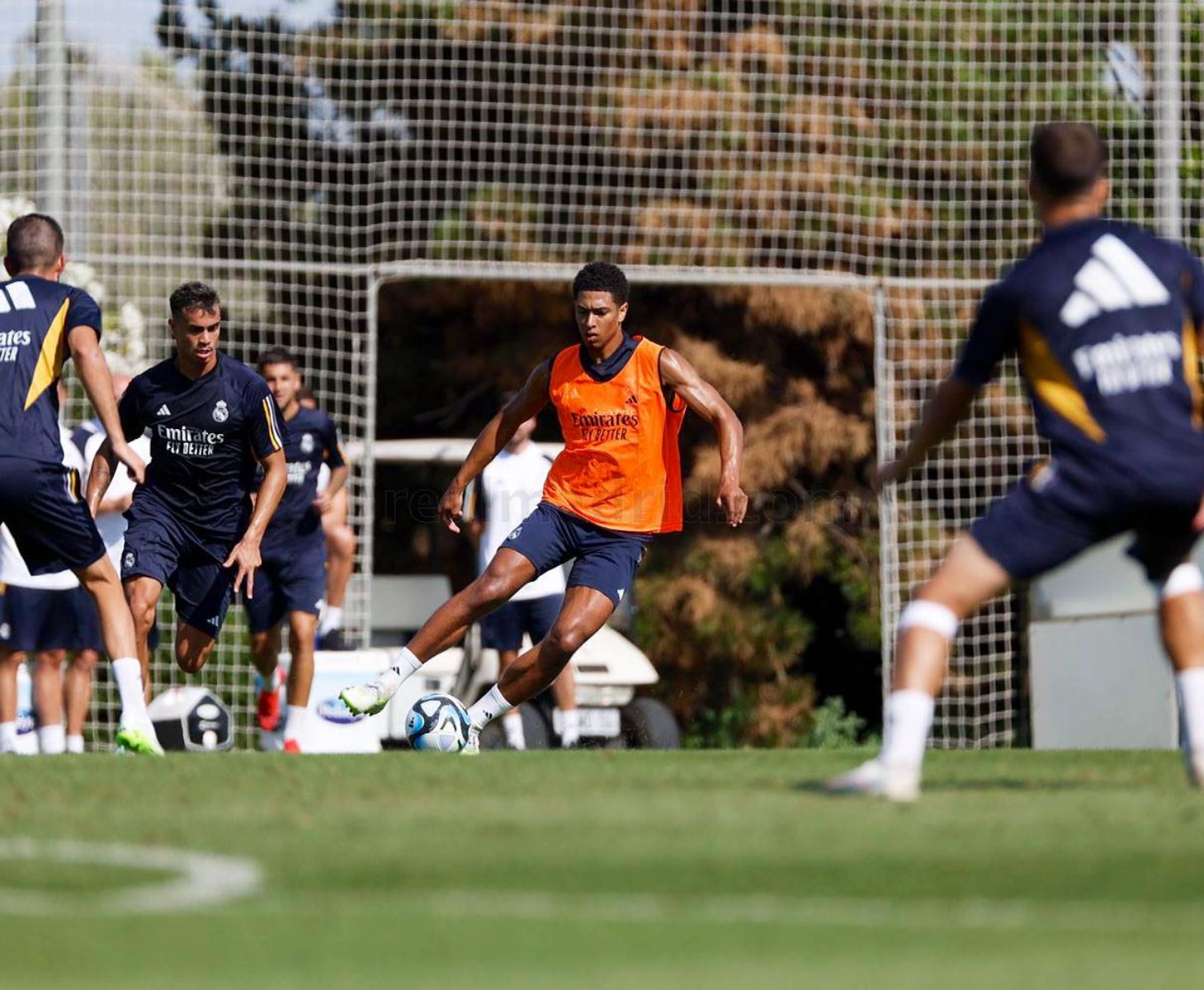 Τζουντ Μπέλινγχαμ: Τους έχει… τρελάνει στην Ρεάλ με το «καλημέρα»! (pics)