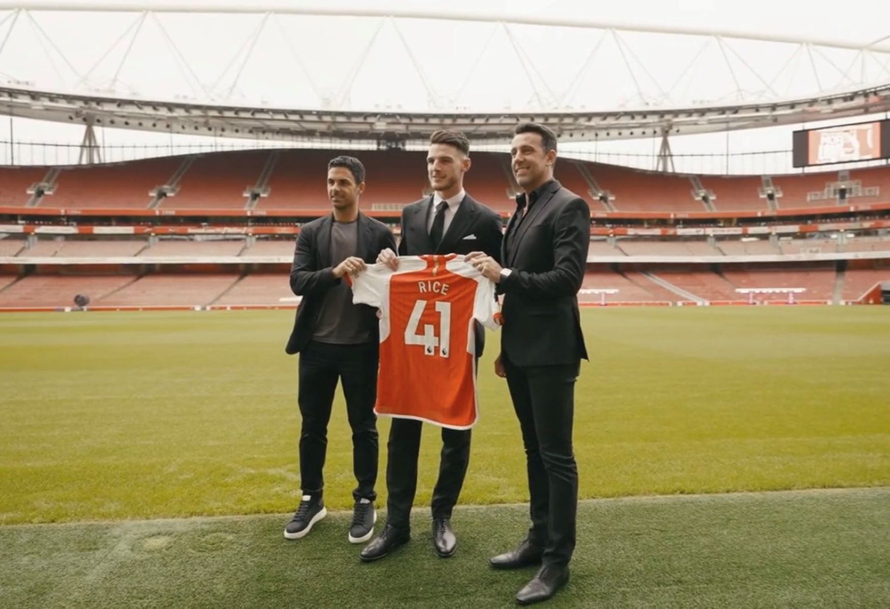 Άφησαν στην άκρη τον Όντεγκααρντ – Η τριάδα… όνειρο στα χαφ της Άρσεναλ (vid)