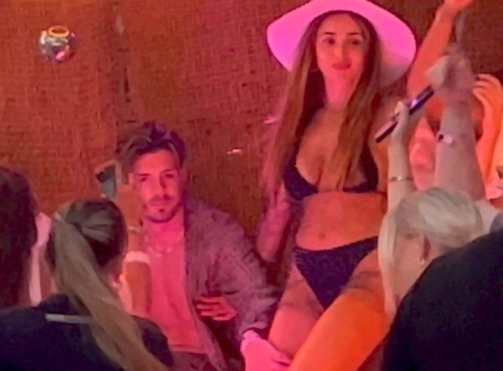 Γκρίλις, δεν σταματάς τις «αλητείες» – Τρελό πάρτι στην Ίμπιζα με… ξεχωριστή παρέα (vid