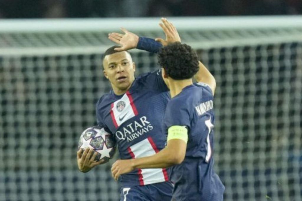 Δεν κρατάει ούτε φίλους του Μπαπέ: Θέλει να πουλήσει τον Μαρκίνιος η Παρί!