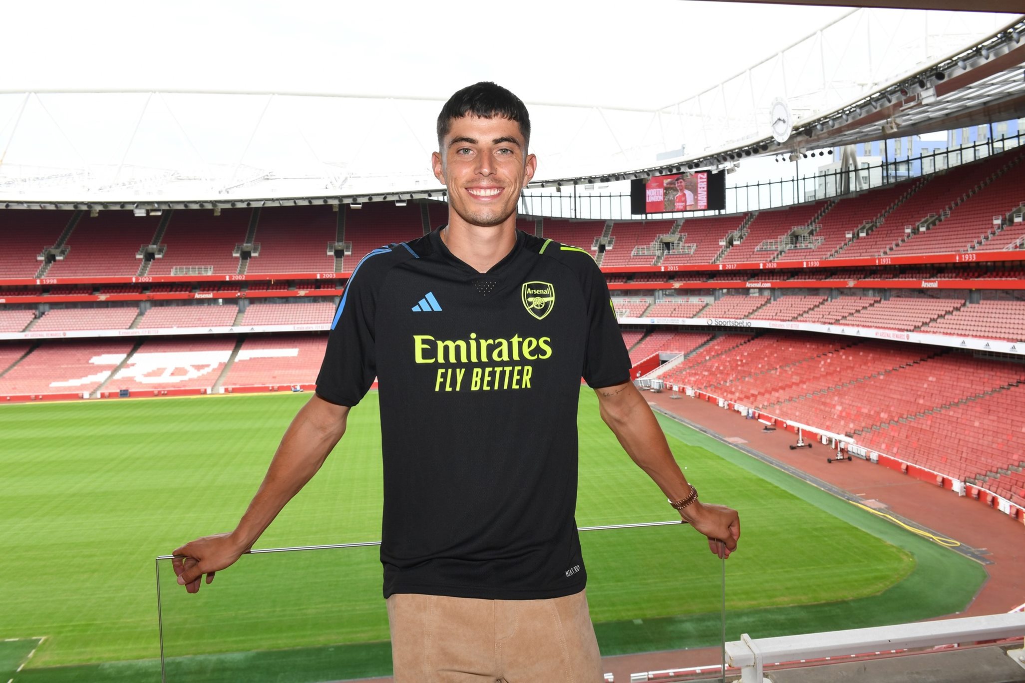 «Πέσε και παίρνε ψάρακα»: Η πρώτη ημέρα του Χάβερτς δεν ήταν εύκολη! (pics)