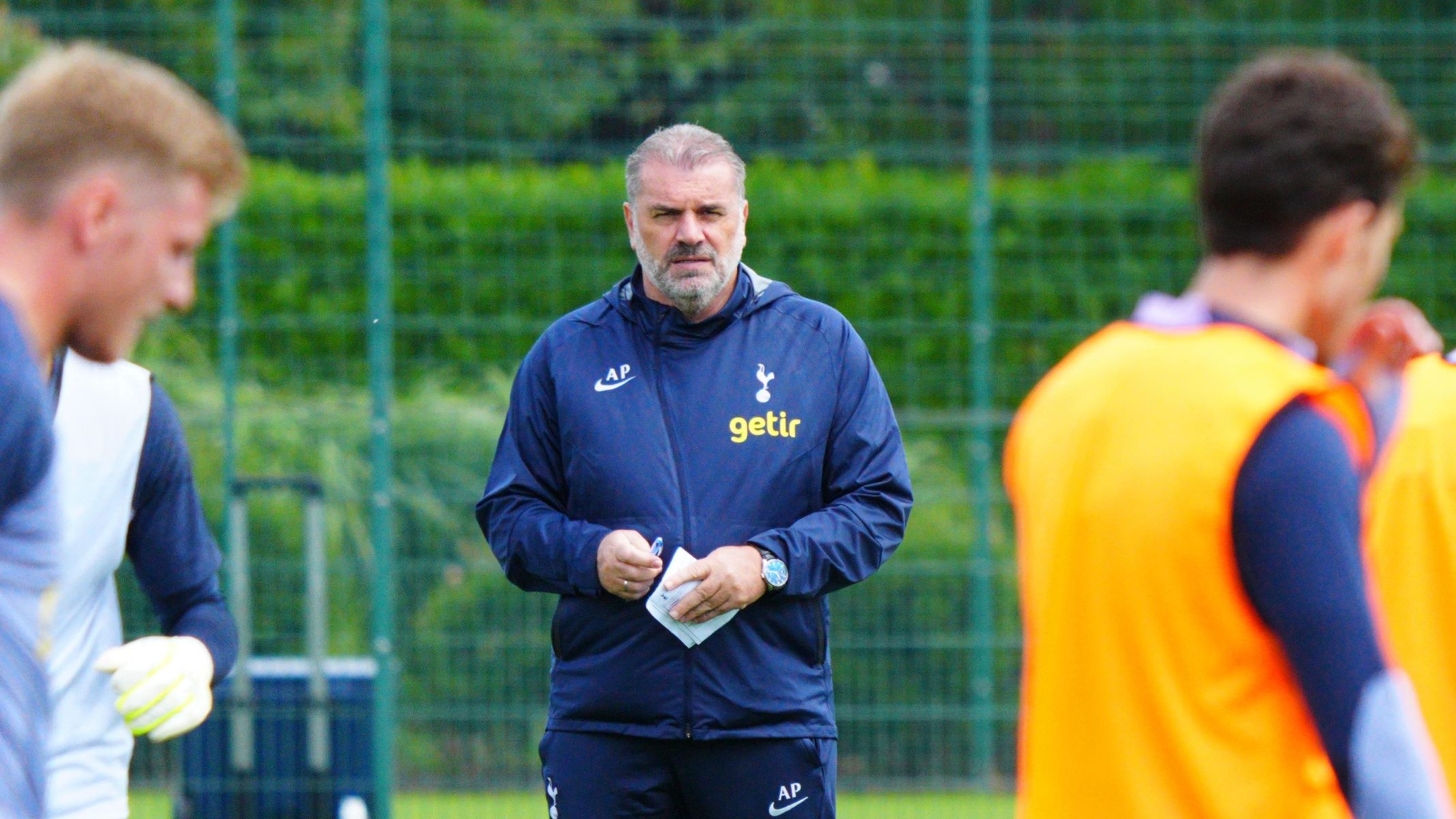 Ο Ποστέγκολου «αρπάζει» τον μέσο της Τσέλσι και… χαρίζει χαμόγελα στην Τότεναμ!