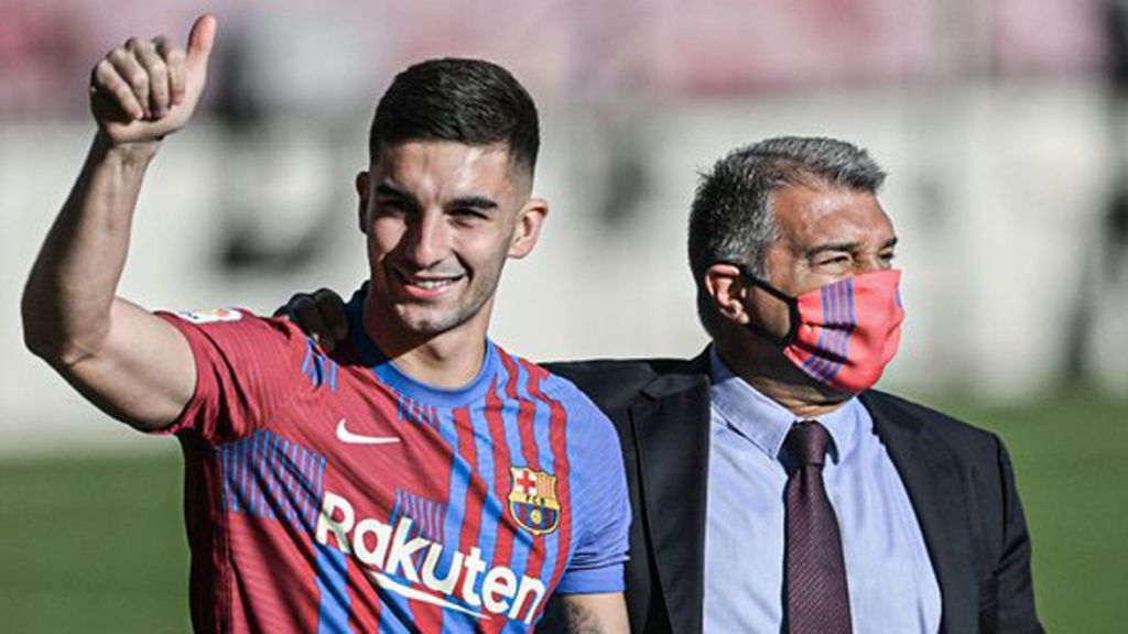 H Mάντσεστερ Σίτι… ξεμπρόστιασε και απειλεί την «άφραγκη» Μπαρτσελόνα