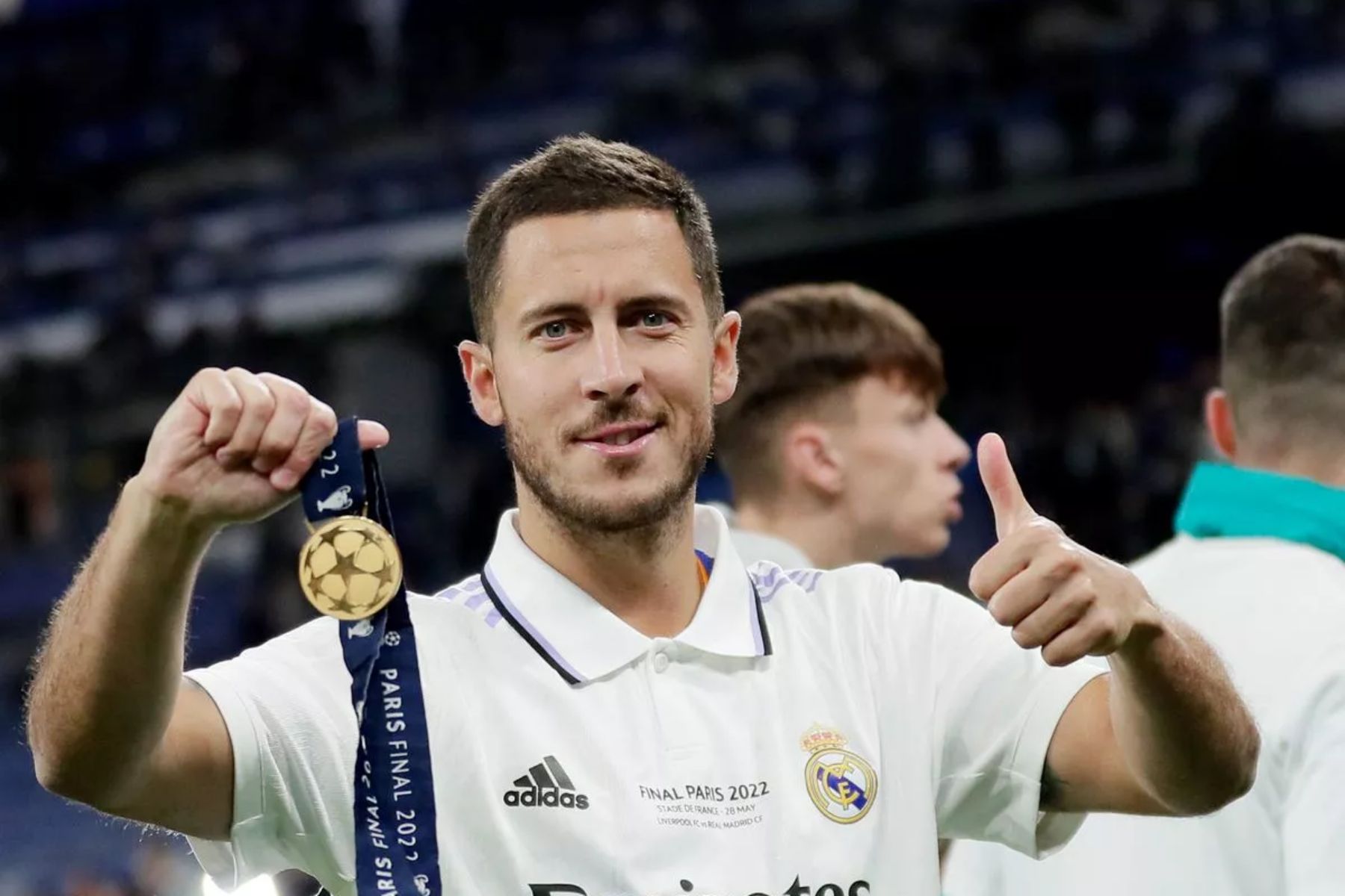 Απρόσμενη πρόταση σε Αζάρ από ομάδα της Premier League!