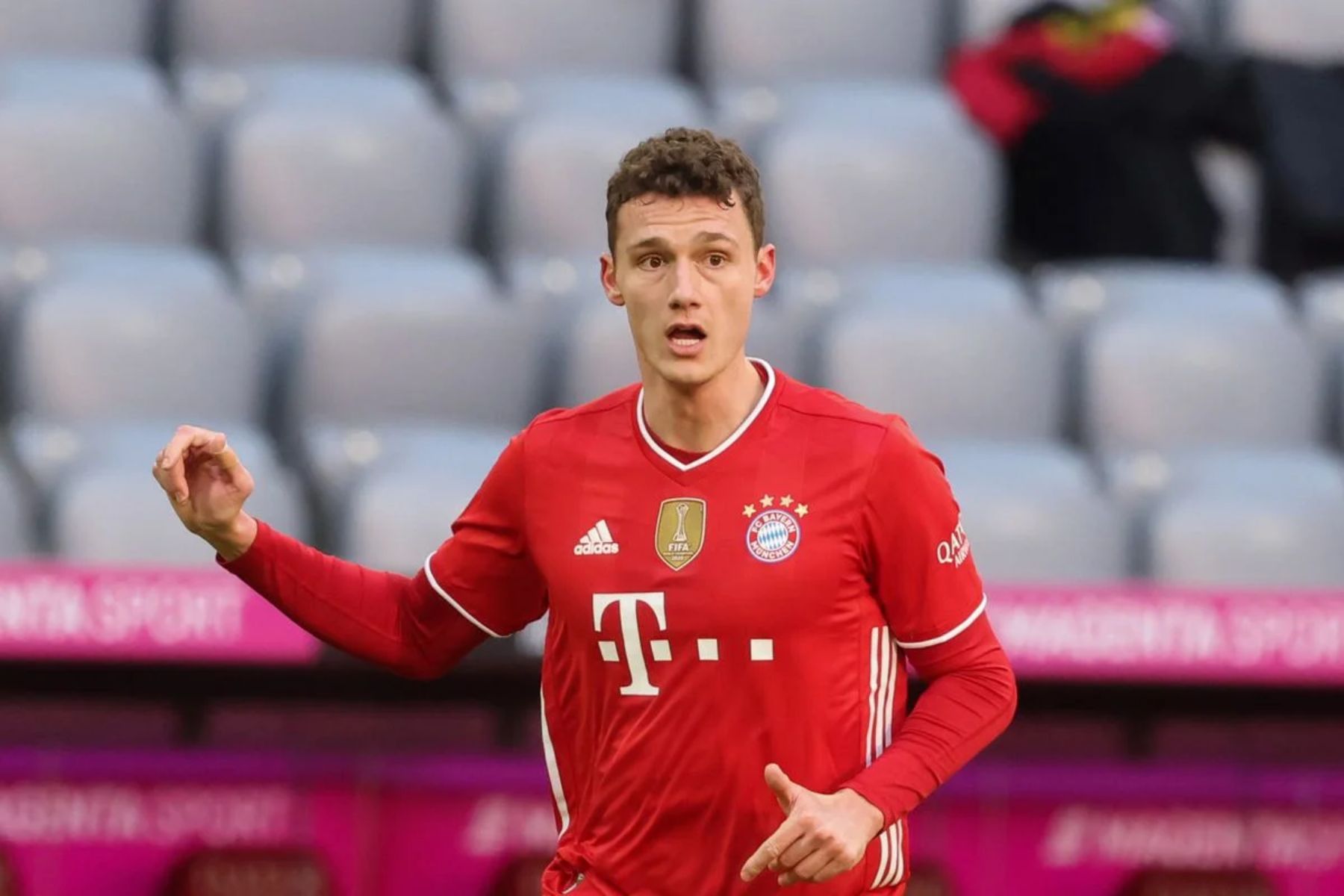 «Κρούση» της Γιουνάιτεντ σε Μπάγερν για Παβάρ – Η στάση των Βαυαρών!