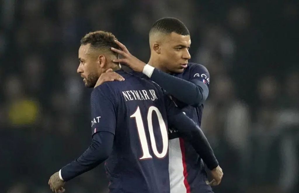 Ο Μπαπέ μένει στην Παρί και… χαίρεται που φεύγει ο Νεϊμάρ!