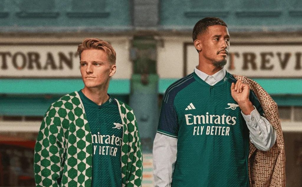 Ποτέ ξανά η τρίτη εμφάνιση της Άρσεναλ δεν ήταν τόσο μοδάτη! (vid)