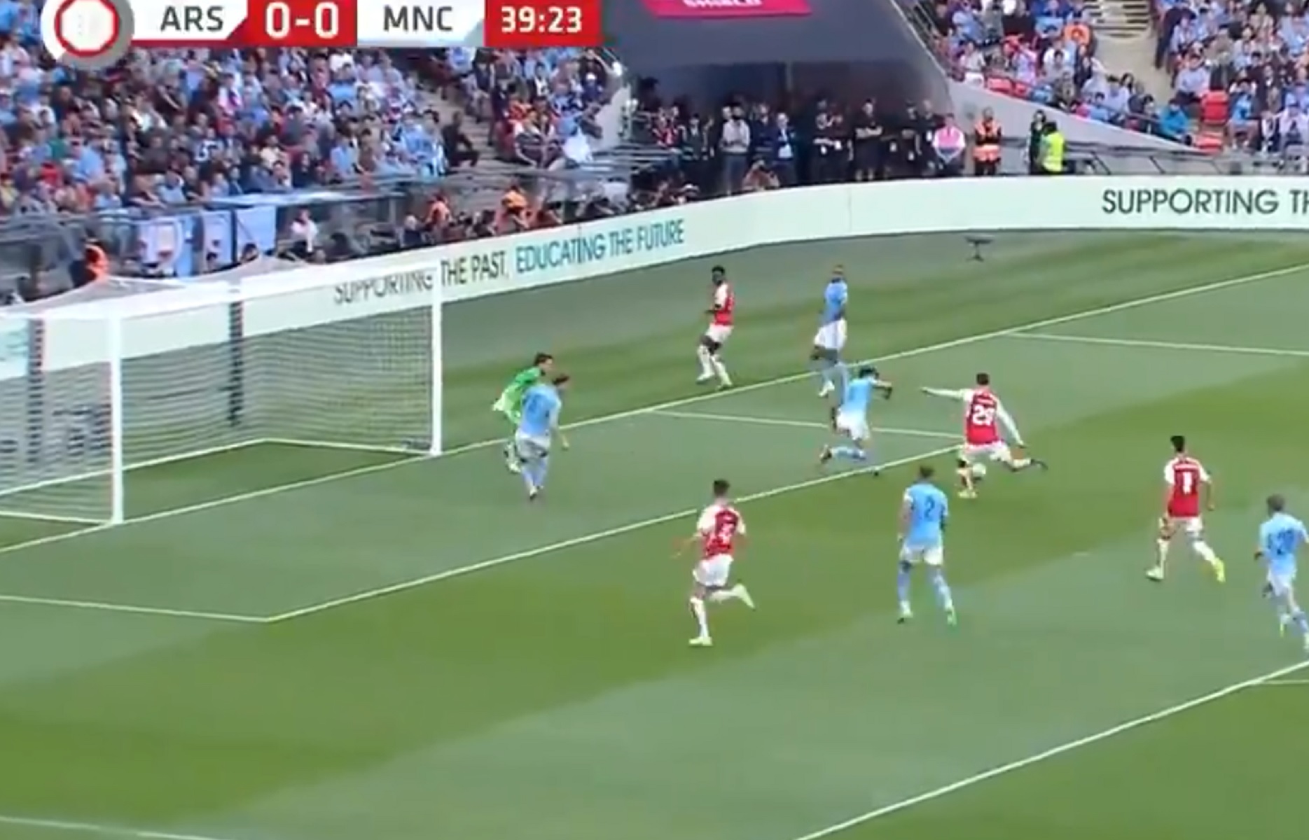 Άρσεναλ – Μάντσεστερ Σίτι: Τα δύο ΣΤΟΠ του Ορτέγκα στον Χάβερτς (vid)