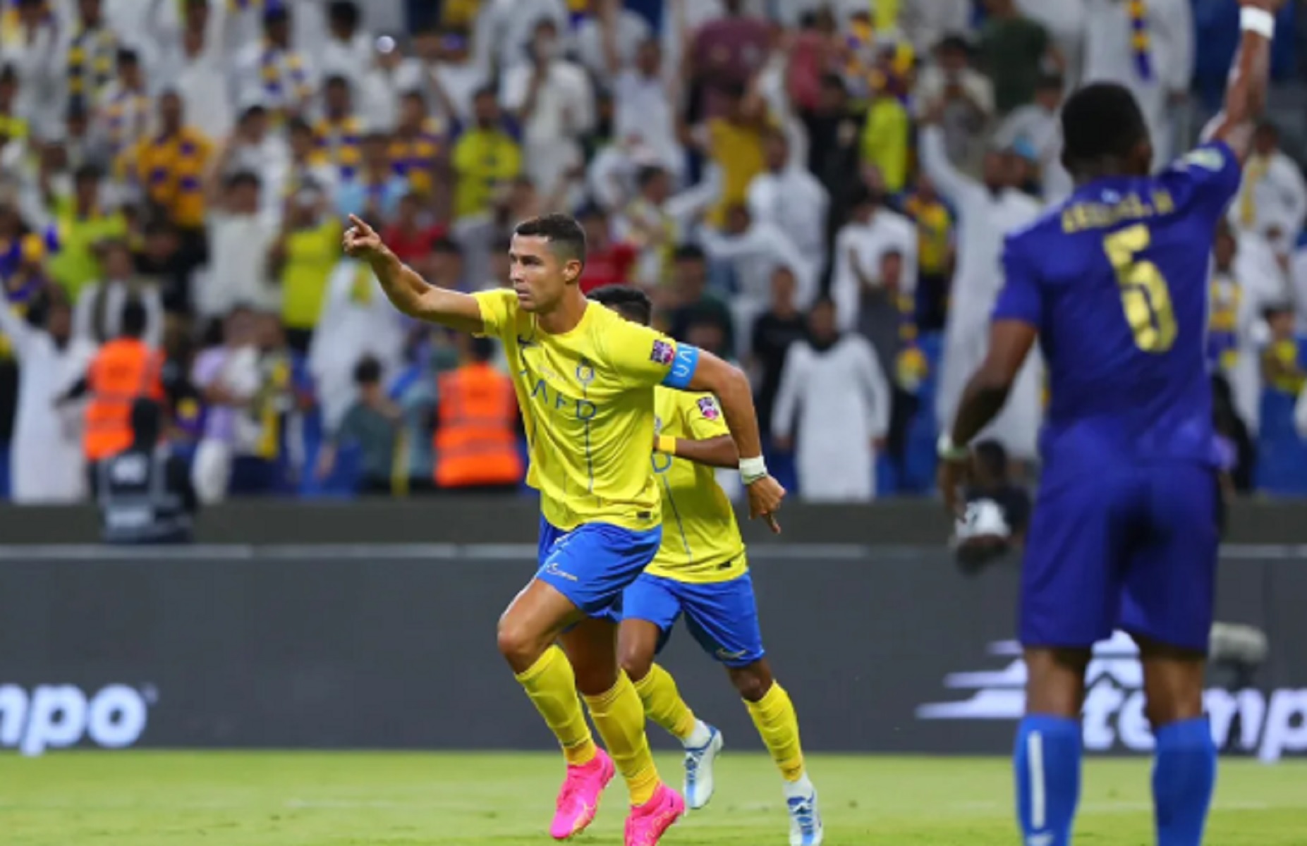 Φαινόμενο… Κριστιάνο: Τραβάει όλους τους παίκτες πάνω του!