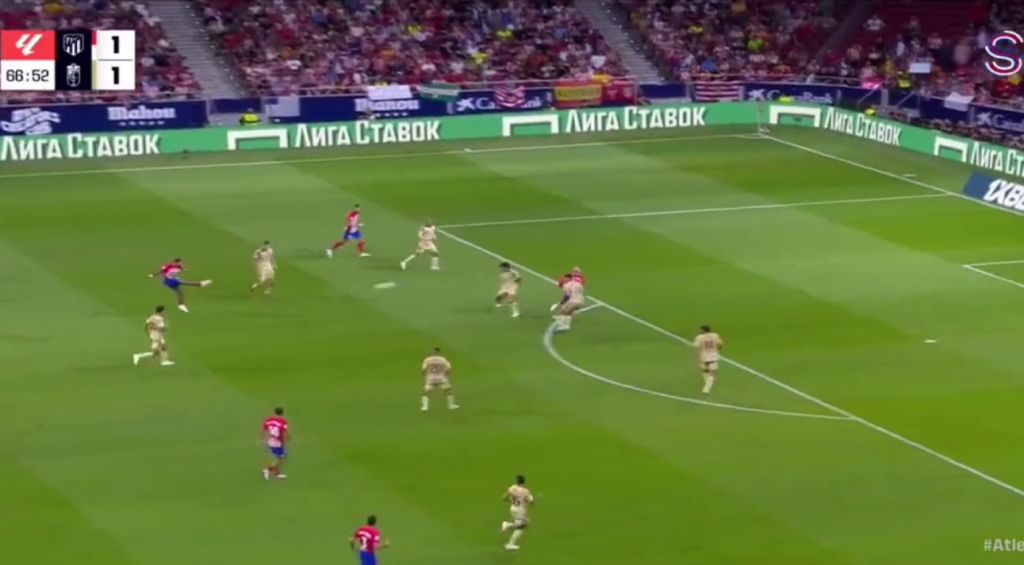 Φωτοβολίδα του Ντεπάι – «Γκρεμίστηκε» το Metropolitano με τη γκολάρα του (vid)