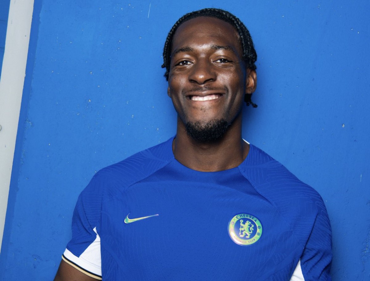 Επίσημο: Σούπερ μεταγραφή της Τσέλσι – Ανακοίνωσε… τον «ογκόλιθο» της άμυνας! (vid)