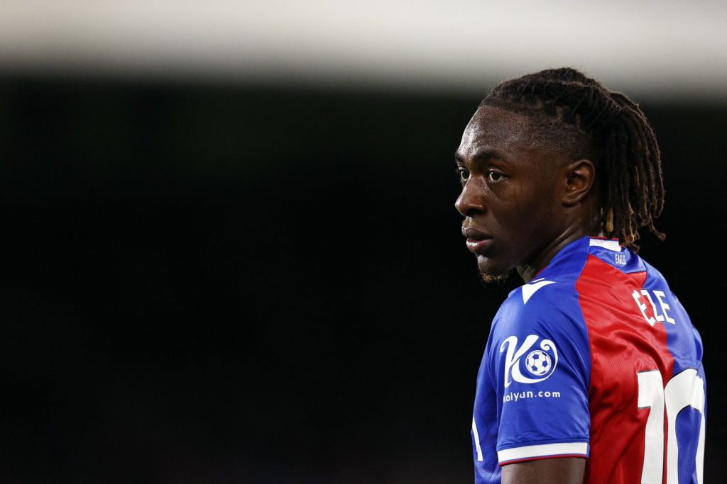 Πολύ έξυπνη κίνηση από την Κρίσταλ Πάλας με τον Έζε: Απλά τον… κοιτάνε οι «μεγάλοι» της Premier League!