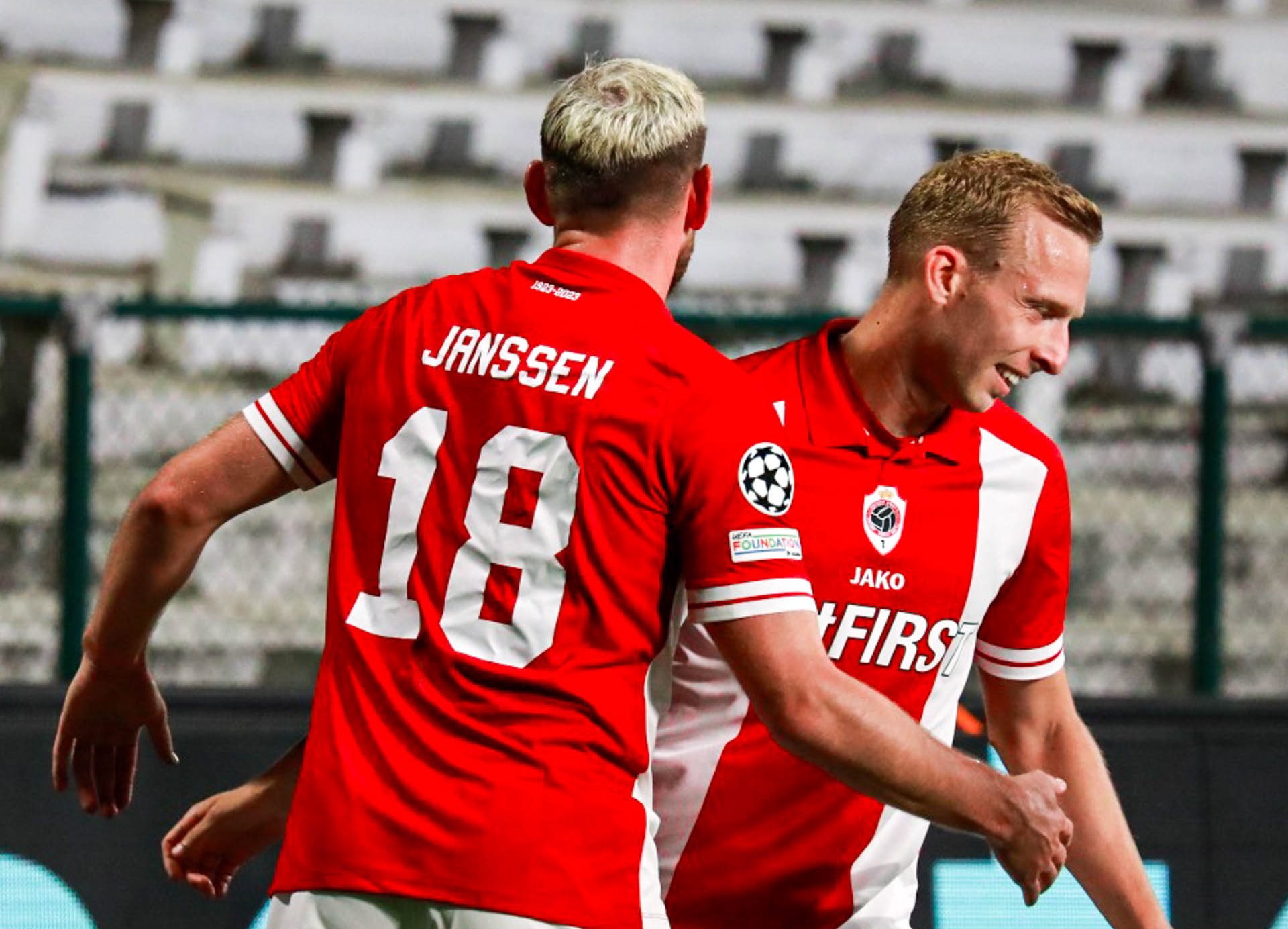 H AEK έχασε, αλλά παραμένει ζωντανή! (vids)