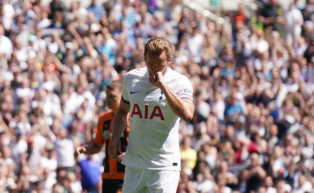 Κέιν… τρομάζεις – Σκόραρε 4 γκολ σε φιλικό και έστειλε μήνυμα προς όλους! (vid)