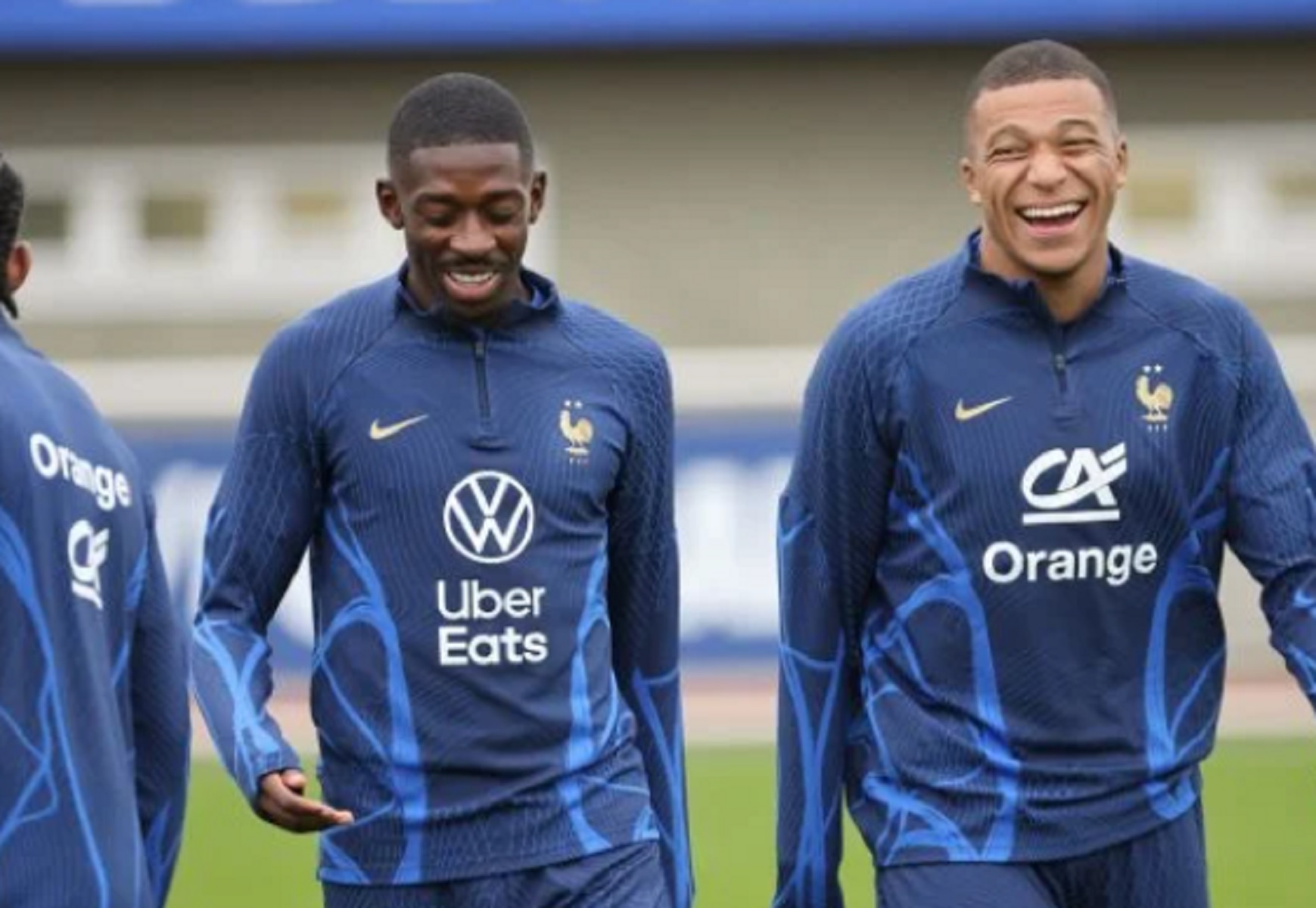 O Mπαπέ… τρολάρει την Παρί – Καλωσόρισε τον Ντεμπελέ μέσω Instagram (pic)