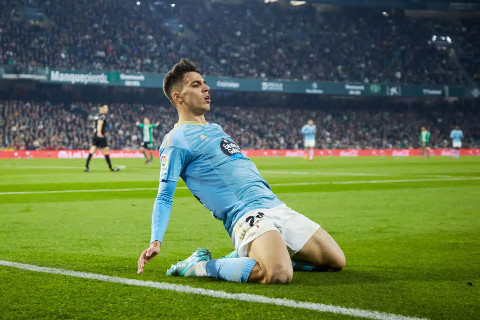 H Νάπολι έκλεισε ισπανικό «διαμάντι» για τα χαφ!