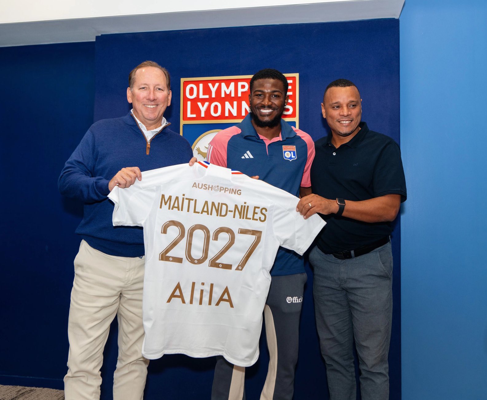 Η Λυών ανακοίνωσε… το αιώνιο ταλέντο της Άρσεναλ! (vid)