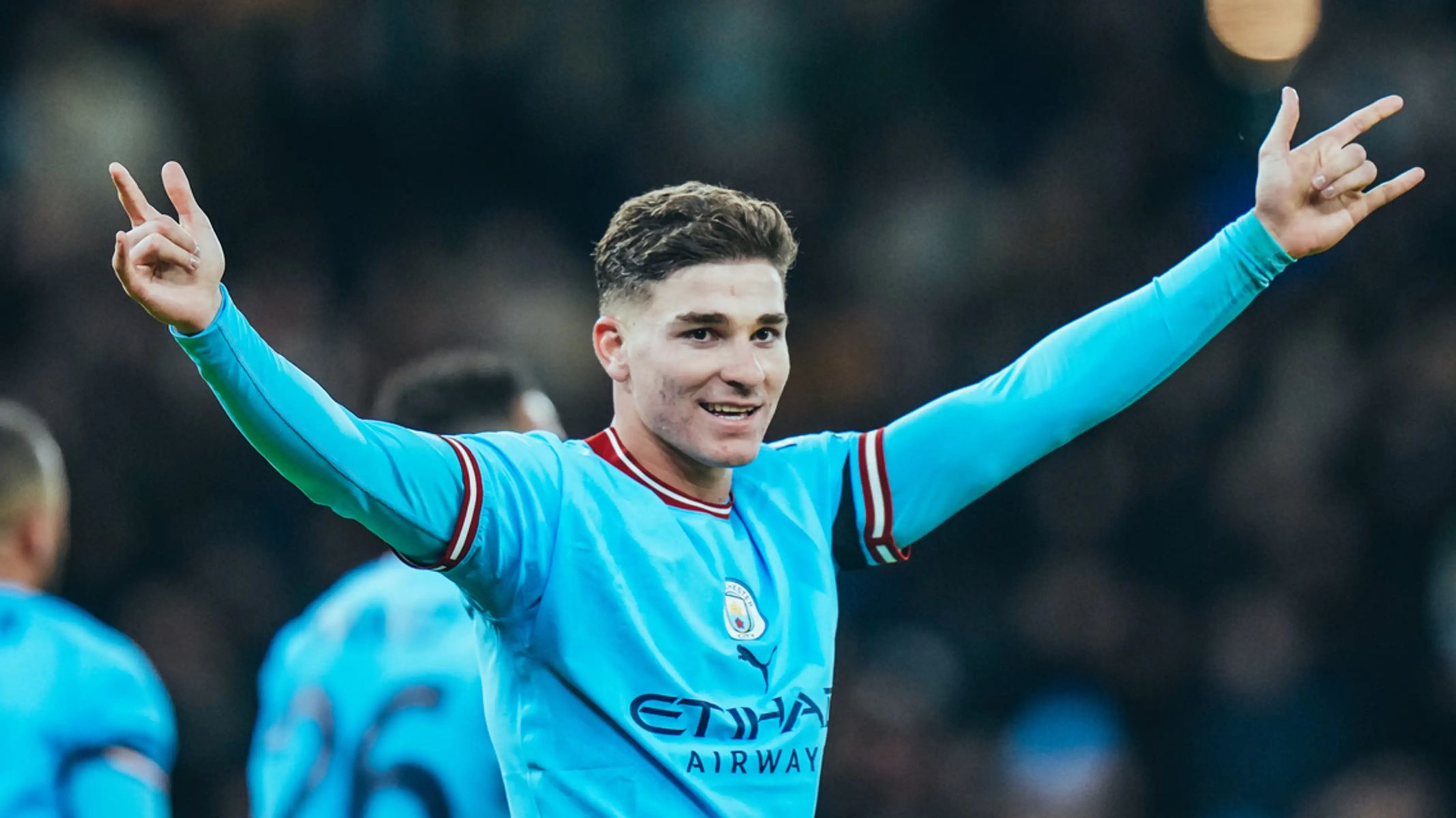 Ισοφάρισε από τα… αποδυτήρια η Σίτι – Καταπληκτικό γκολ από τον Άλβαρες! (vid)