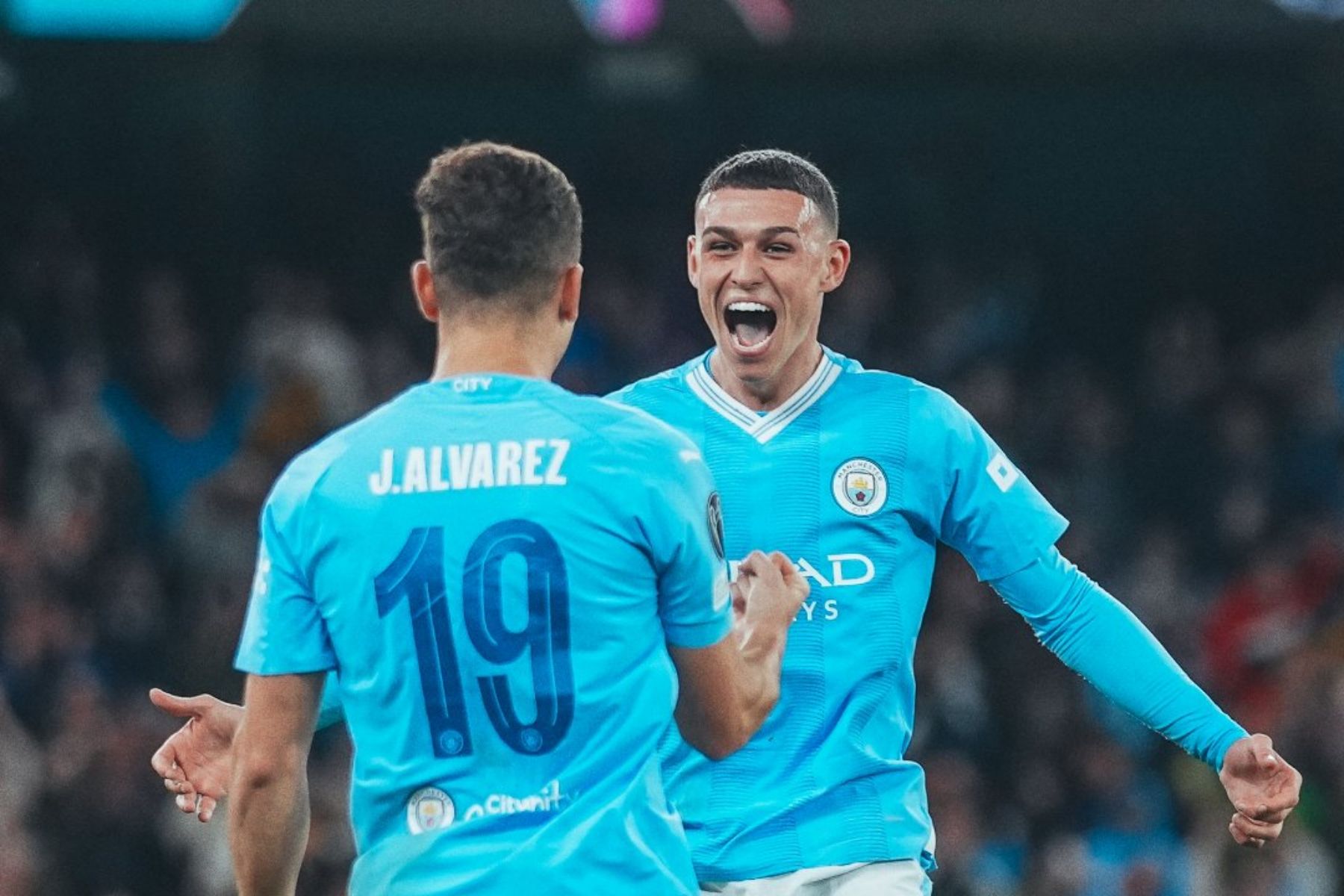 Ο ΜΑΓΙΚOΣ Άλβαρες… ντύθηκε Χάαλαντ και έδωσε το τρίποντο στην Σίτι! (vids)