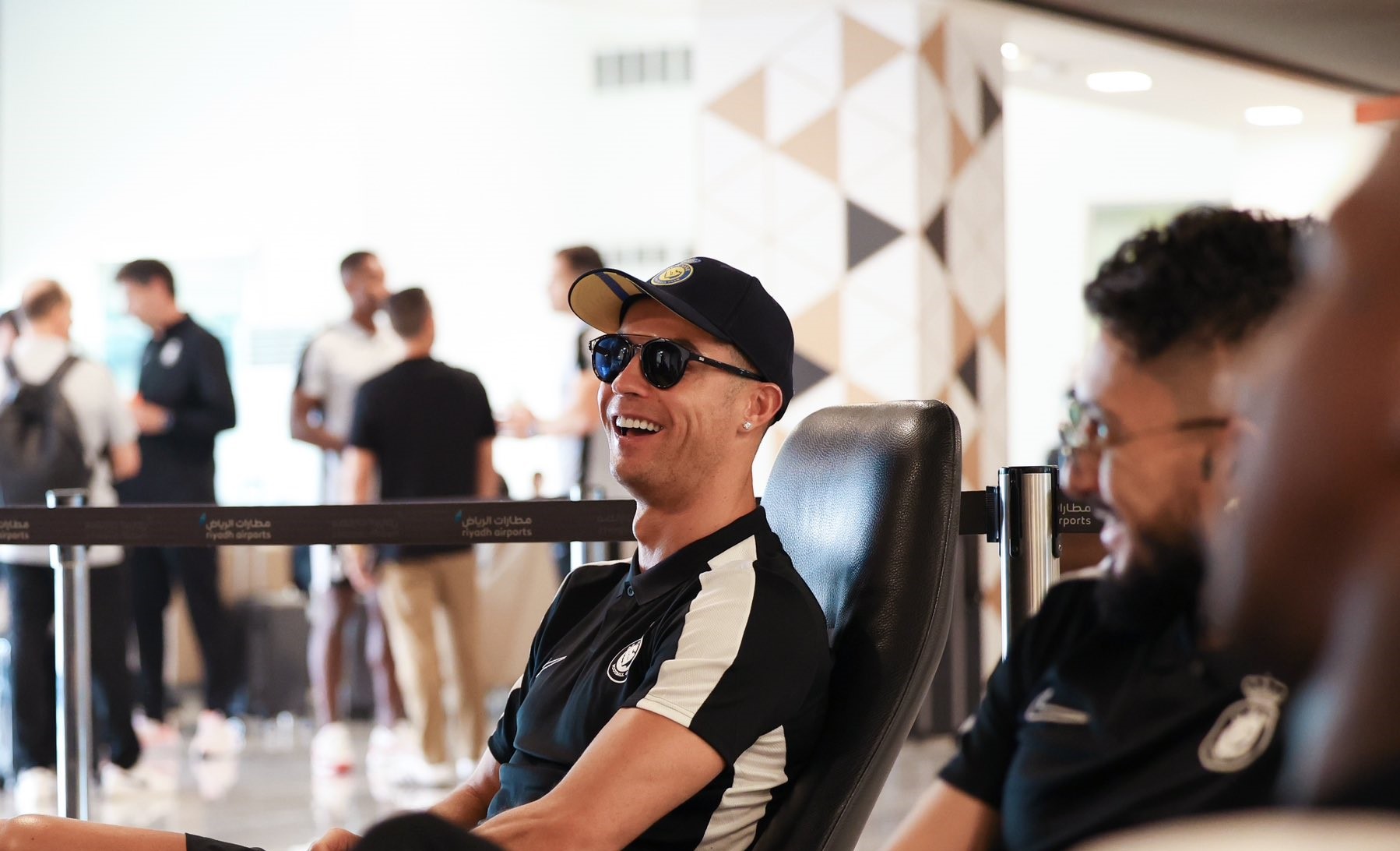 Απλά… ΑΔΙΑΝΟΗΤΟ – Ο κακός χαμός στο Ιράν για χάρη του Κριστιάνο (vids)