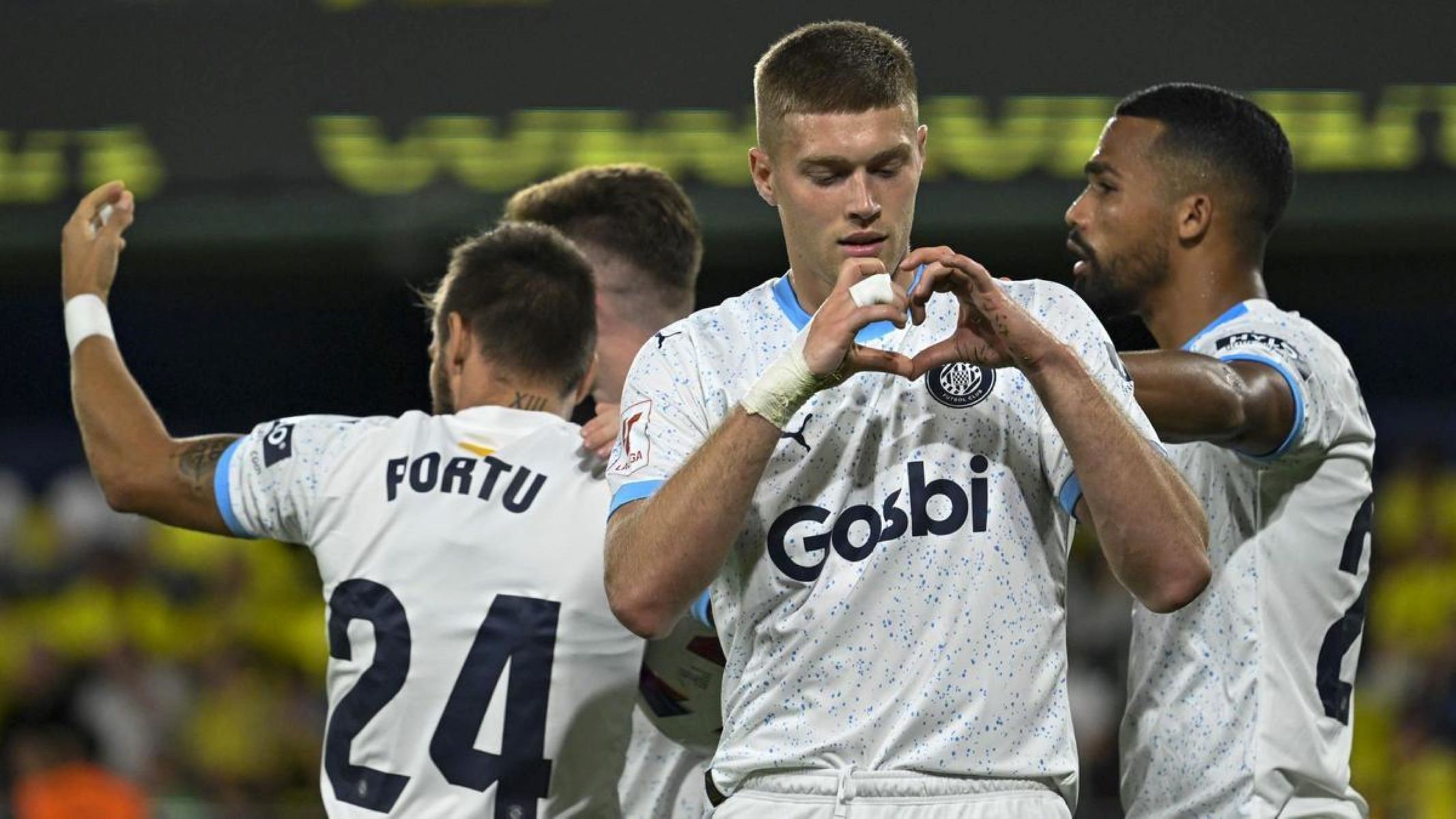 Γράφει ιστορία η ασταμάτητη Τζιρόνα – Περιμένει τη Ρεάλ στο ντέρμπι κορυφής