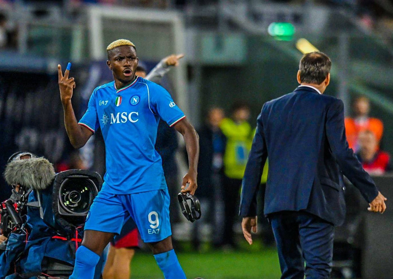 “Παντελονάτος” ο Όσιμεν – «Ζητώ συγγνώμη από όλους! Απλά… γουστάρω μόνο να κερδίζω»