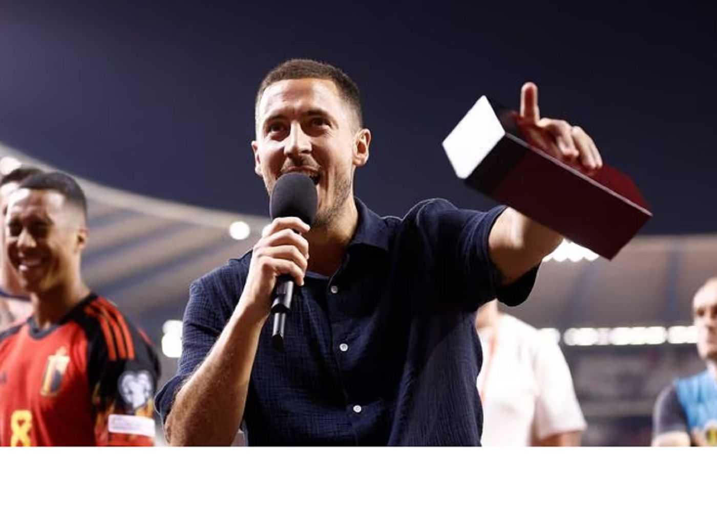 Μερακλής ο Αζάρ: «Ήρθε η ώρα να απολαύσω τη ζωή πίνοντας μερικές μπύρες»