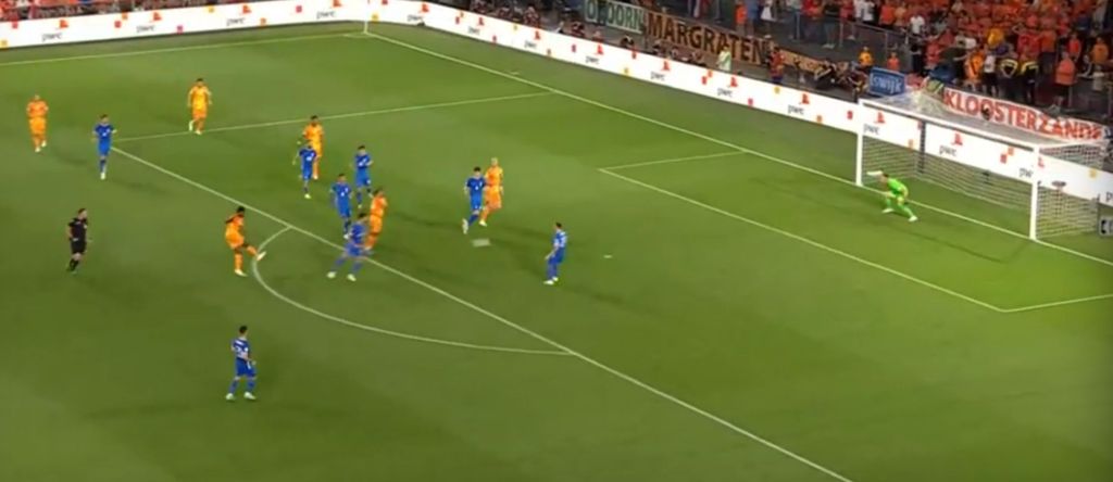 Στο δοκάρι το μακρινό σουτ του Ντάμφρις! (vid)