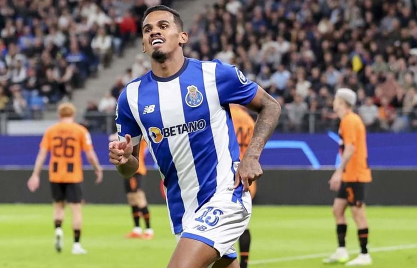 Ποιος Μπέλινγχαμ; Ο Γκαλένο της Πόρτο κορυφαίος της πρεμιέρας του Champions League! (vids)