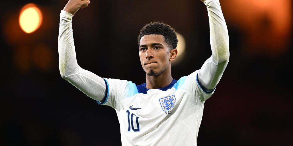 Όλοι στην Αγγλία παραμιλάνε με τον Μπέλιγχαμ: «Είναι ο νέος Θεός του ποδοσφαίρου!»