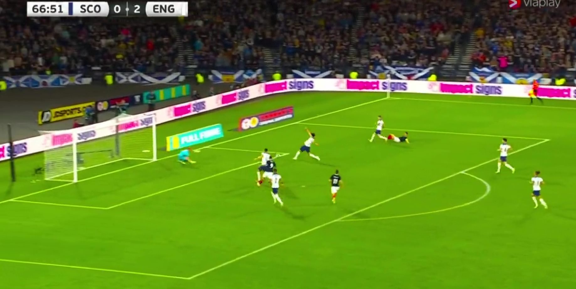 Μαγικός… Μαγκουάιρ: Μία επαφή και αυτογκόλ από τον Άγγλο στόπερ! (vid)