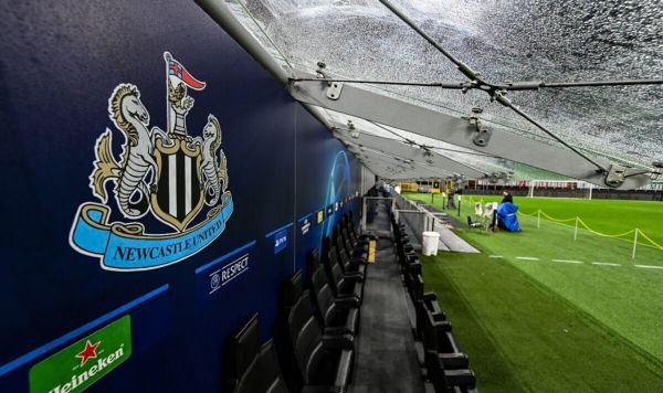 Η Νιούκαστλ έχει... αλλού πρόβλημα!