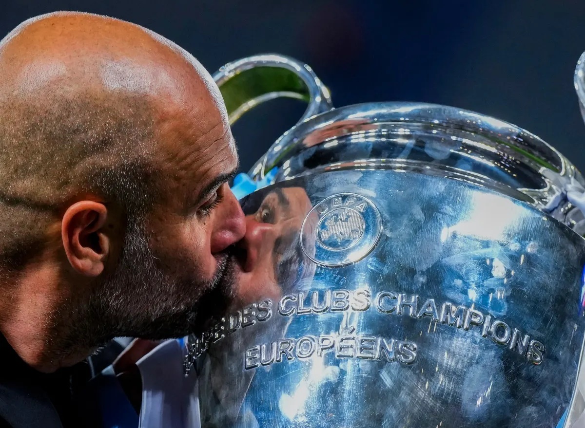 Ανετότατος ο Γκουαρντιόλα: «Πιο εύκολο να κατακτήσουμε ξανά το Champions League»