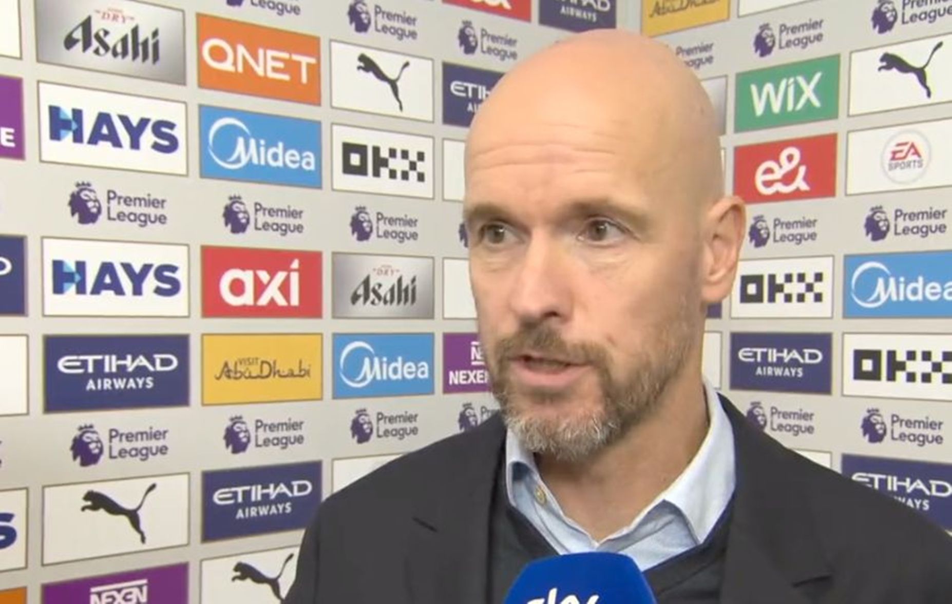 Τεν Χαγκ: «Μας κυνηγάει η διαιτησία! Καθαρό γκολ αυτό που μας ακύρωσαν»