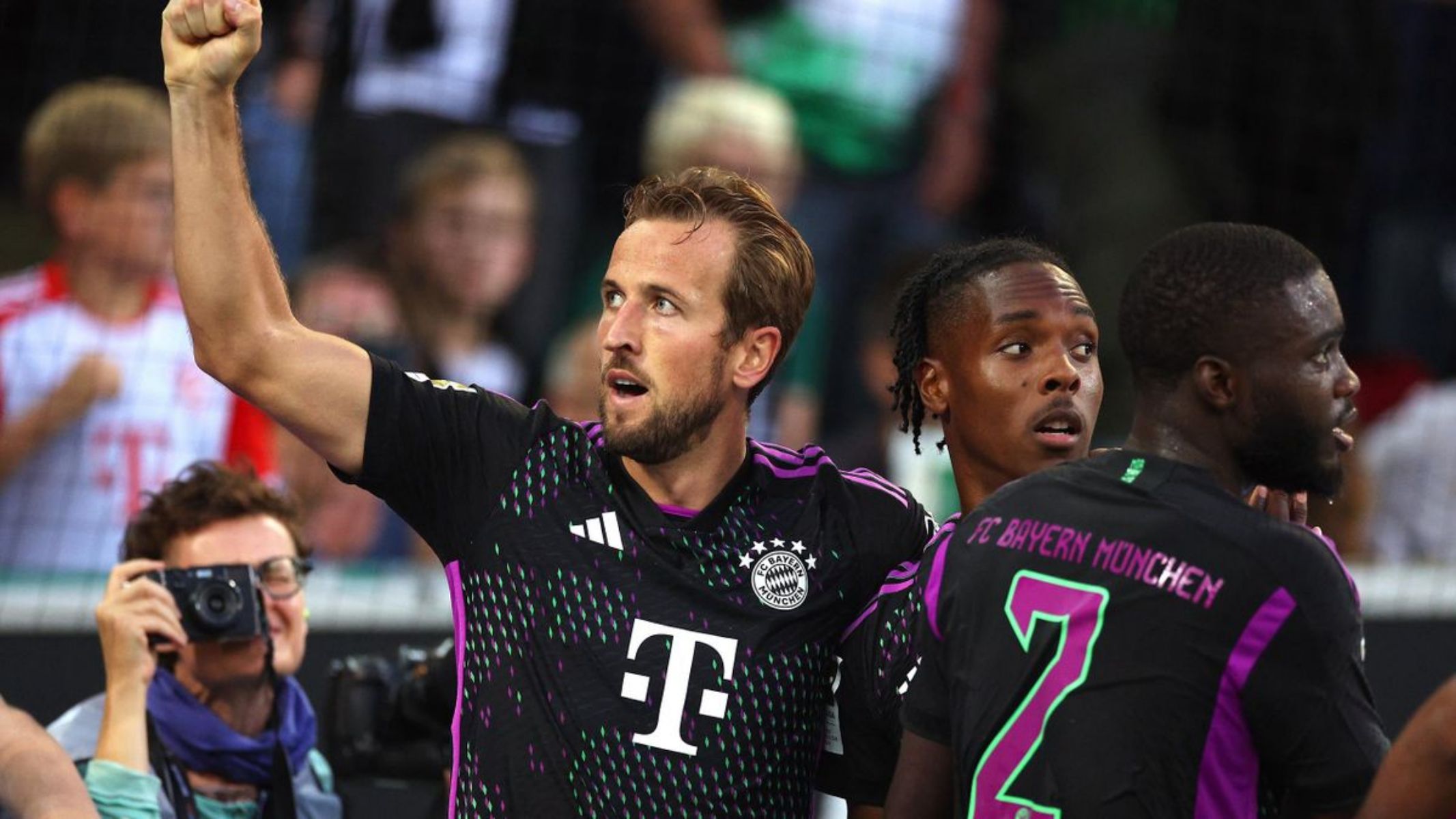 «Περίπατος» για την πειστική Μπαγερν! (vid)