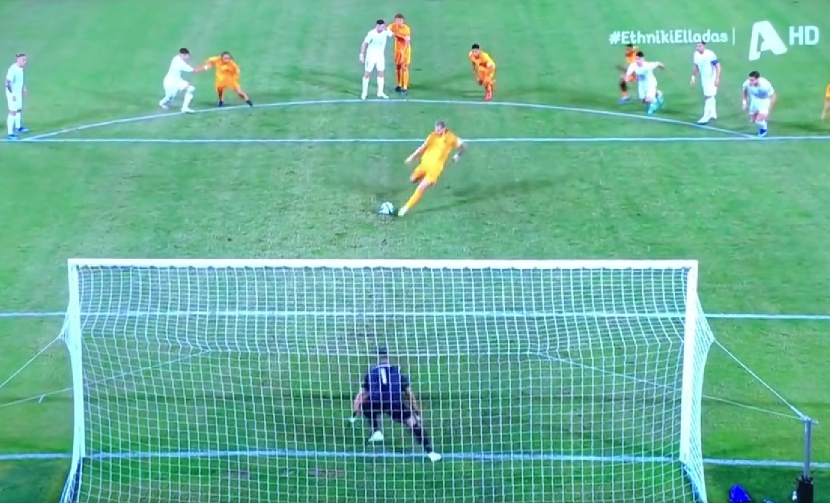 Ήρωας Βλαχοδήμος, έπιασε πέναλτι του Βέγκχορστ! (vid)